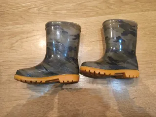 Botas de agua niño camuflaje talla 25