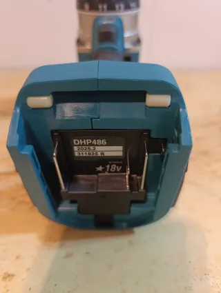 Taladro percutor Makita 18V Brushless 130nm fuerza