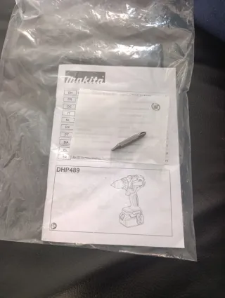 Taladro percutor Makita 18V Brushless 130nm fuerza