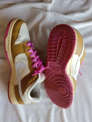 Zapatillas Nike Dunk Low Marrones y Rosas