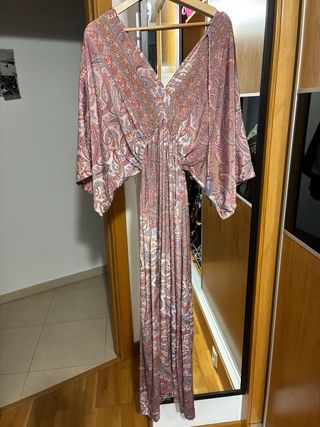 Vestido floral negro talla M camisa vaquera nueva