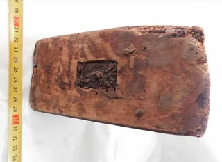 Maza antigua de madera