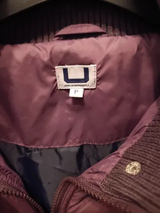 Chaqueta Adolfo Domínguez acolchada morada