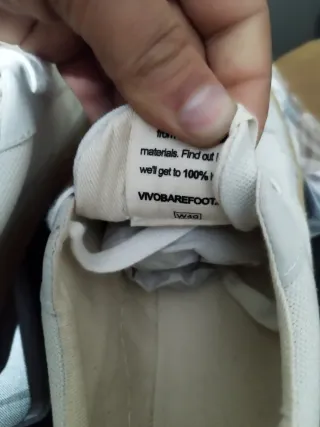 Tênis Vegan VivoBarefoot 40