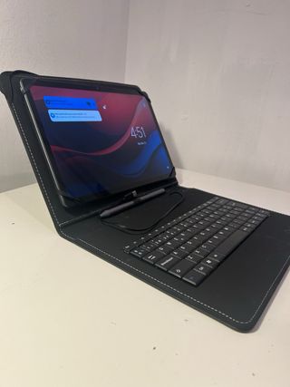 Lenovo Tab M11 con funda y teclado