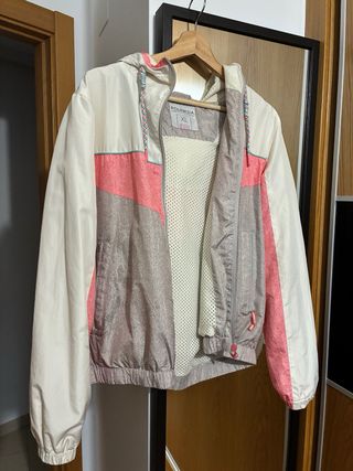 Poncho Negro y Beige Talla Única,camisa ,chaqueta