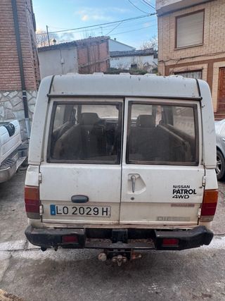 Nissan Patrol 1990
