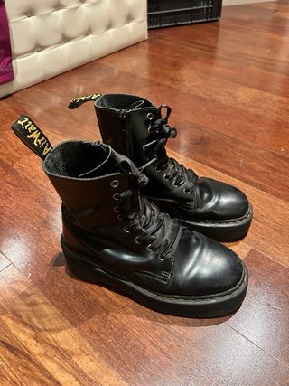 Botas Dr. Martens Negras Plataforma