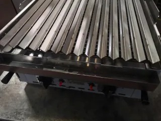 Barbacoa industrial piedra volcánica