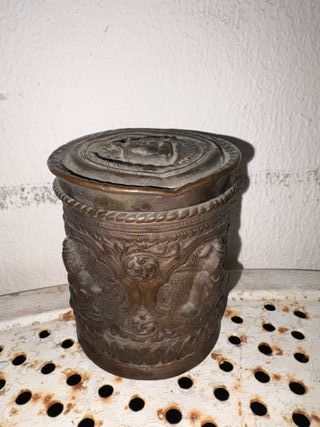 Bicchiere antico decorato