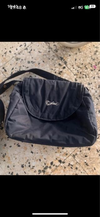 Carro de bebé azul marca Arrue