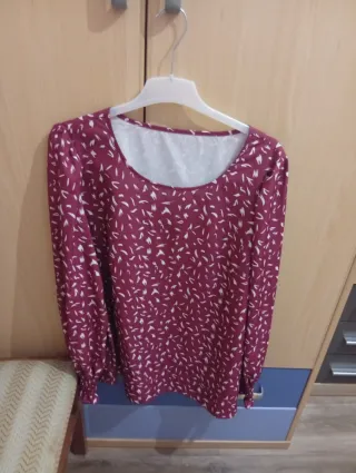 Blusa Talla Grande Estampada Roja y Blanca