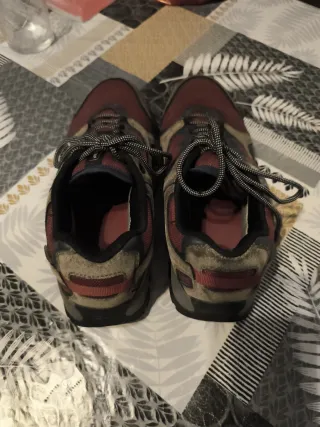 Zapatillas de monte.