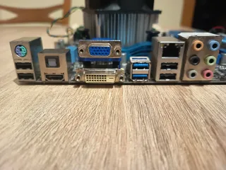 Placa Base ASUS PBH67-V + Intel i5 2500 + 8GB RAM