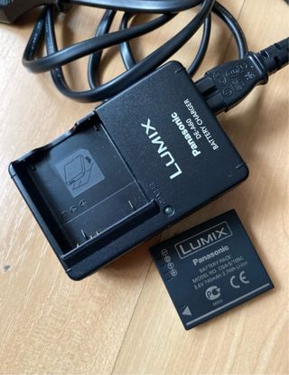 Cámara Panasonic Lumix DMC-F3 Negra