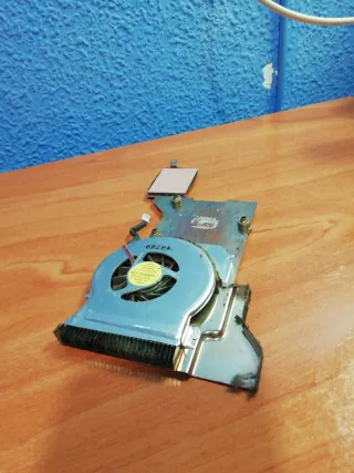Ventilador disipador Lenovo portátil
