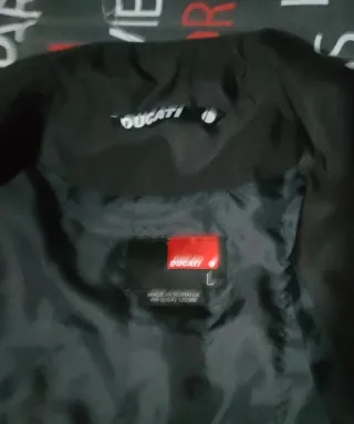 Chaqueta Ducati Negra