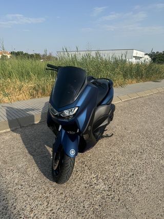 Yamaha Nmax Azul Oscuro