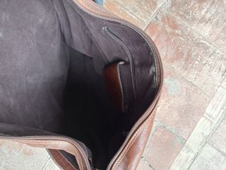 Bolso de piel marrón