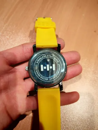 Reloj Hombre Correa Amarilla