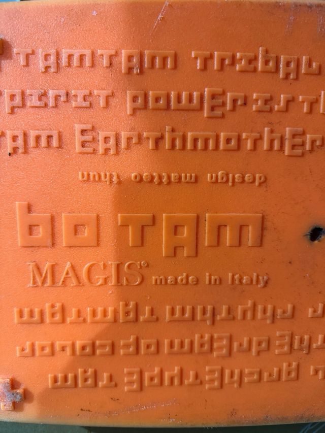 Taburete Bo Tam Magis Naranja di MATTEO THUN