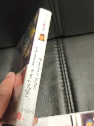 El Profesor Layton y la Máscara de los Prodigios