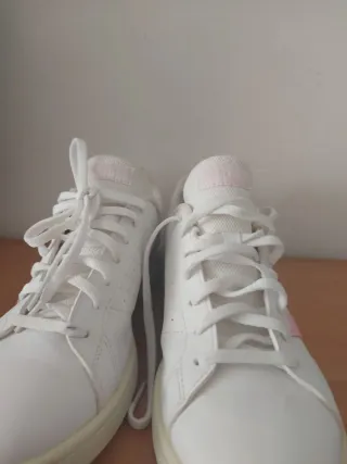 Zapatillas Adidas Blancas y Rosas