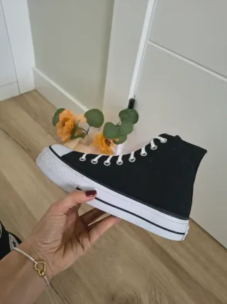 Converse con plataforma talla 40 color negro