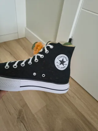 Converse con plataforma talla 40 color negro