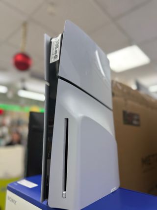 PlayStation 5 Slim 1TB lector