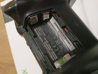 Mando Xbox Night Ops Camo para reparar