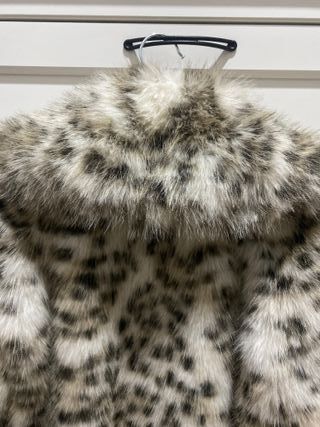 Abrigo pelo sintético Stradivarius