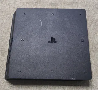 PS4 Slim 500GB Nera games player pc desktop DVD cd