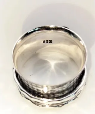 Anillo de meditación giratorio con lapislázuli