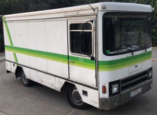 FURGON TIENDA Mercedes-Benz Mb 180