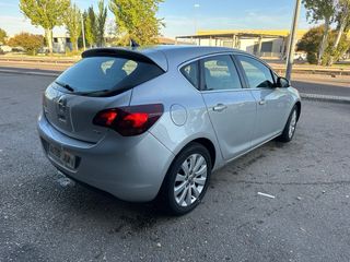 Opel Astra 1.7 CDTI 125CV 2012