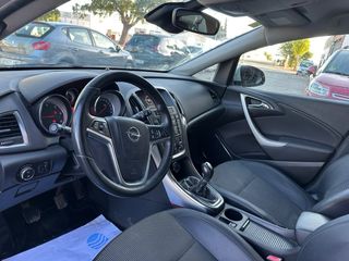 Opel Astra 1.7 CDTI 125CV 2012