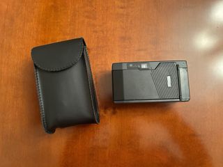 Cámara Olympus Trip MD Negra