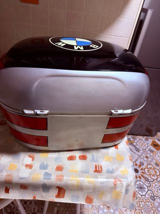 Baúl BMW K 1200 RS con 2 llaves