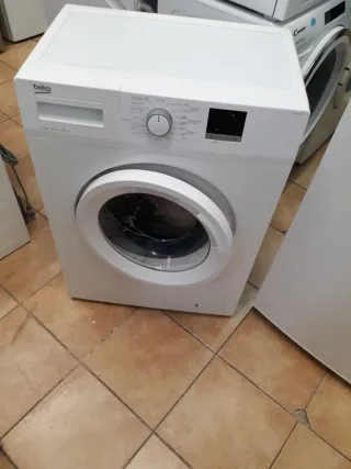 Oferta Nevera y lavadora blanca