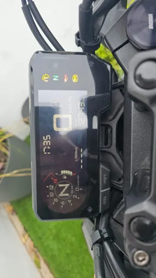 Honda CB 650 R Black Edition