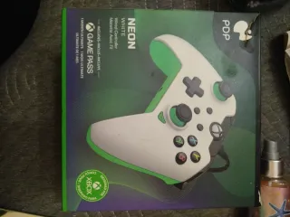 Mando PDP Neon Blanco para Xbox