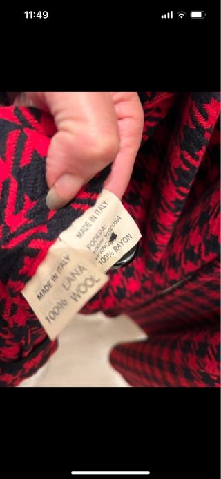 Elegante cappotto donna rosso e nero