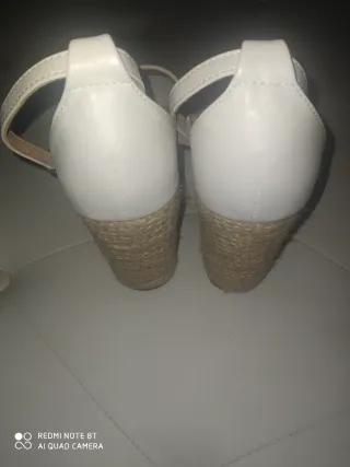 Sandalias blancas de plataformas