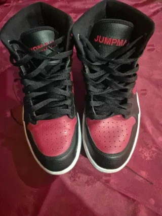 Zapatos Jordan Beisbol Negro/Rojo