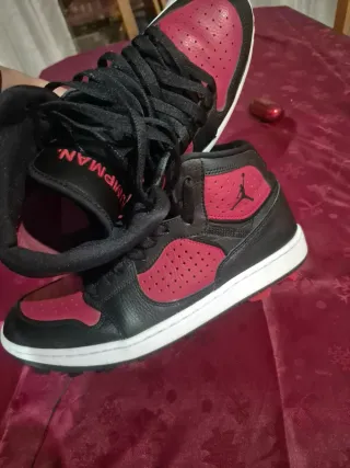 Zapatos Jordan Beisbol Negro/Rojo