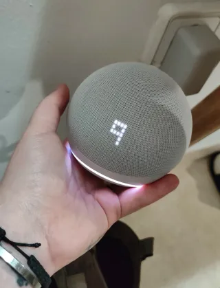 Alexa Echo Dot 5ª, perfetto stato, NON TRATTABILE