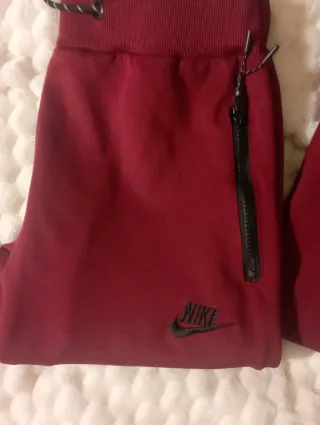 Chándal Nike Rojo y Negro