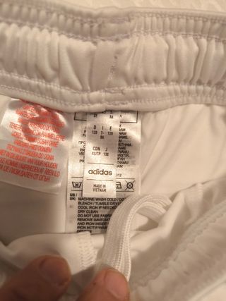 Conjunto Real Madrid Adidas Niño 7-8 años nuevo