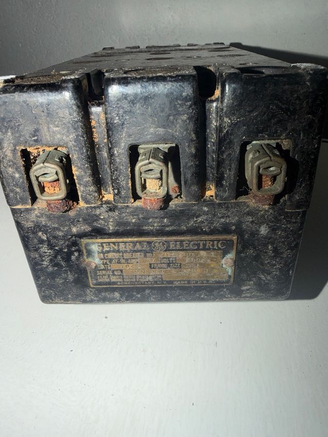 Lotto 3 Interruttori Navali General Electric